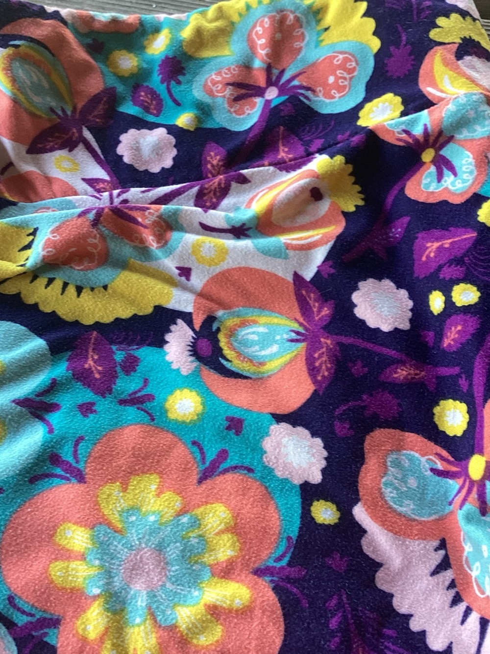 LuLaRoe Women’s Leggings in TC2